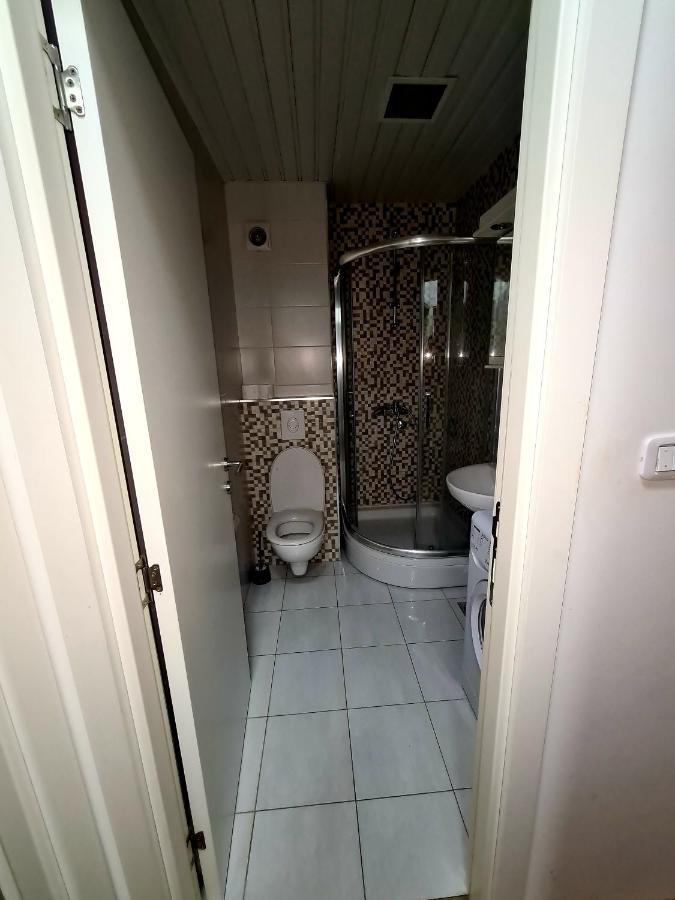 Apartman Bogdan 2 Apartment Подгорица Екстериор снимка